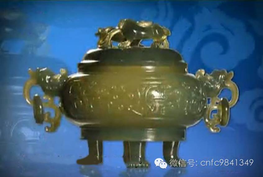 台湾老伯的香炉当玻璃工艺品祖传几代人，幸好没仍。