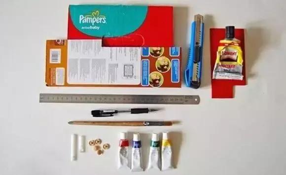 废旧纸箱手工制作玩具收纳架,废旧纸箱手工益智玩具