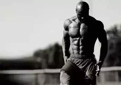 方形胸肌健体展示,胸肌上部饱满是方形胸肌