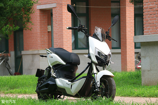 爱卡通勤日记（3）雅迪Z3电动车全体验