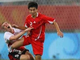 盘点足坛那些打架暴怒的时刻,足坛十大斗殴狠人