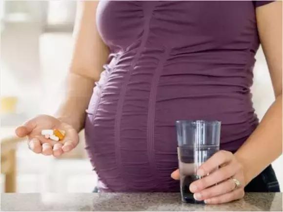 孕妇感冒脖子疼可以吃什么药,孕妇感冒的治疗要特别注意什么呢