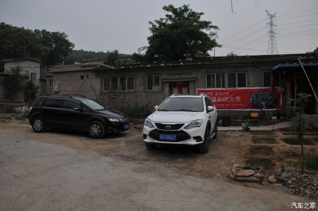 跑了13万公里的比亚迪e6值得买吗,比亚迪电车第一批车主用车情况