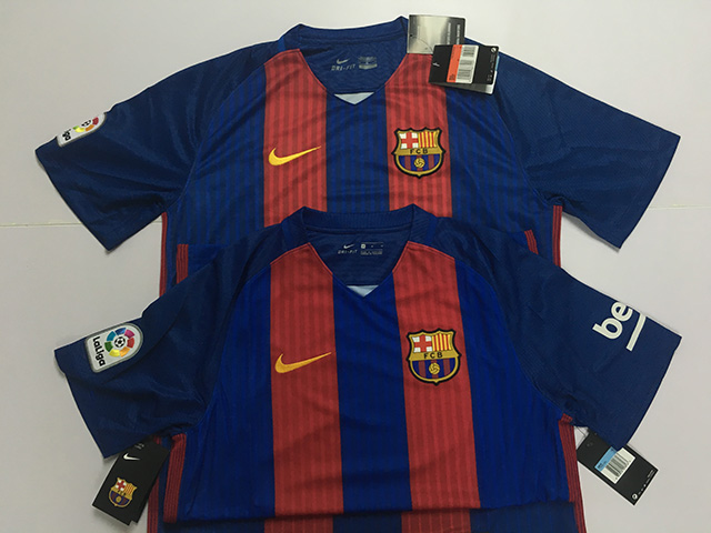巴萨16-17赛季阵容,巴塞罗那主客场球衣