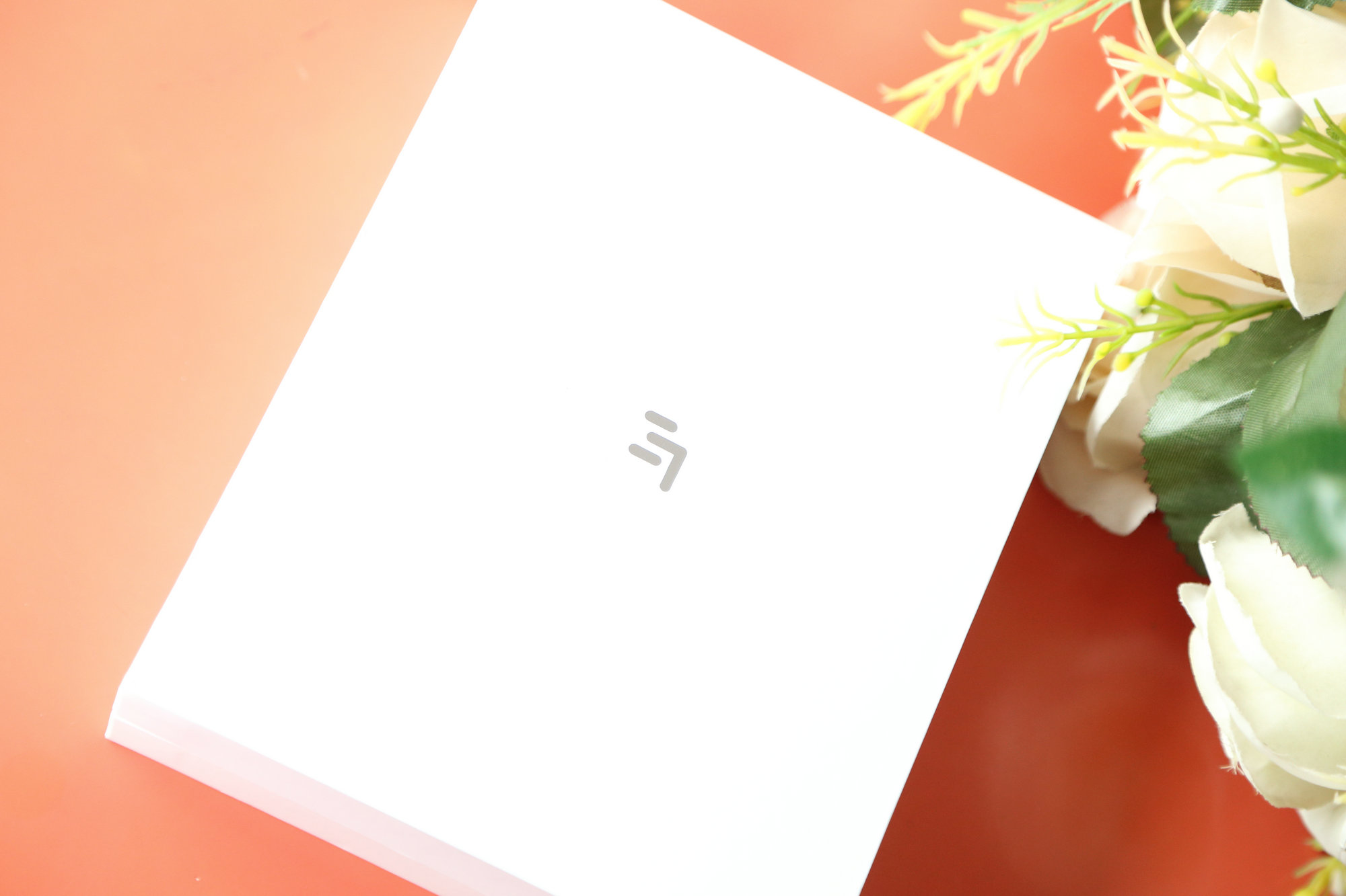 保护脆弱的手机屏幕,跟电子设备说拜拜