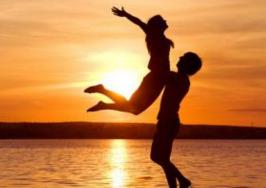 老公是个天生“操心命”，我劝他少管闲事，他让我丢尽脸面