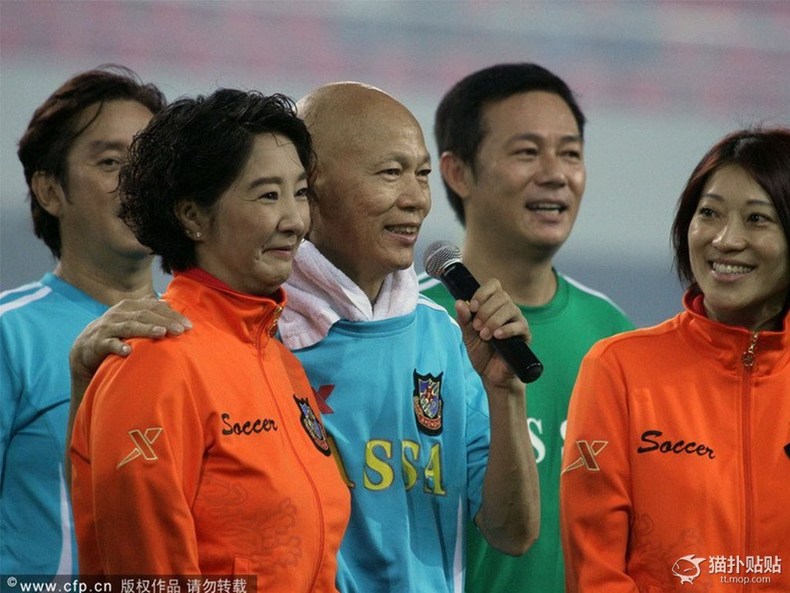 明星“球员”:唐僧变肥罗，谭咏麟踢断两根韧带