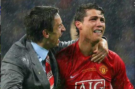 2022瓒崇悆鍗佸ぇ鍌唱鎰熷姩鐬棿,鐩樼偣瓒崇悆鍦轰笂鍗佸ぇ鎰熷姩钀芥唱鐬棿