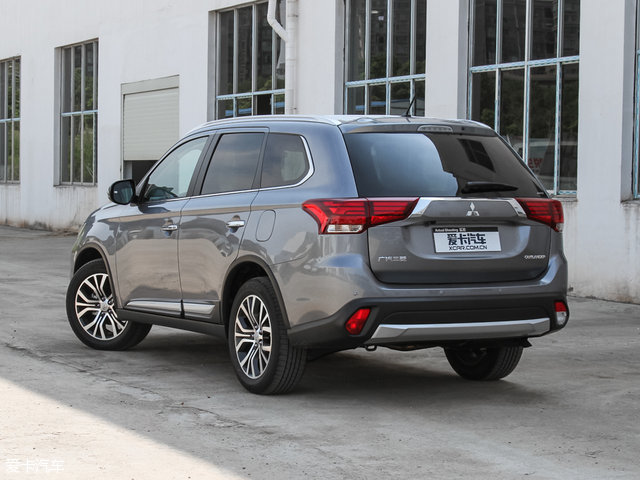 成都车展重磅车型抢先看,别乱跑完整版免费观看