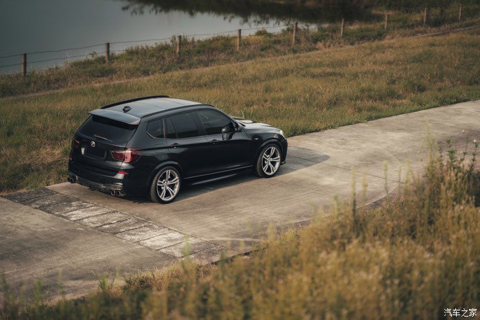 宝马x3曜夜版黑武士落地价,宝马x3黑武士静态体验