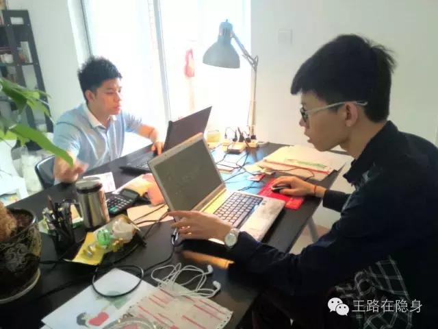 为女朋友研发的卫生巾,男友给女朋友测评卫生巾