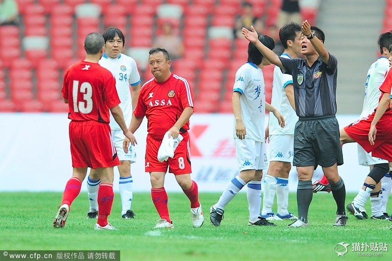 明星“球员”:唐僧变肥罗，谭咏麟踢断两根韧带