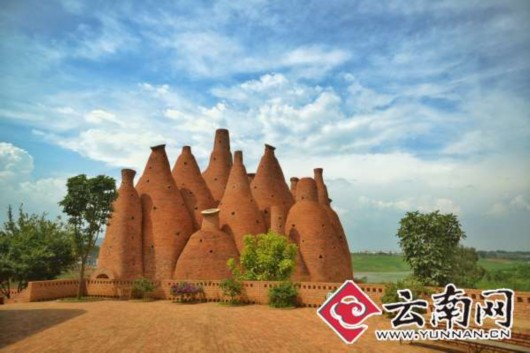 来一场都市逃跑计划他们只愿醉在弥勒不想走