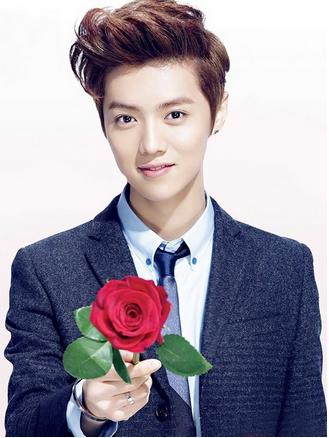 鹿晗护肤技巧,男生美白收缩毛孔妙招