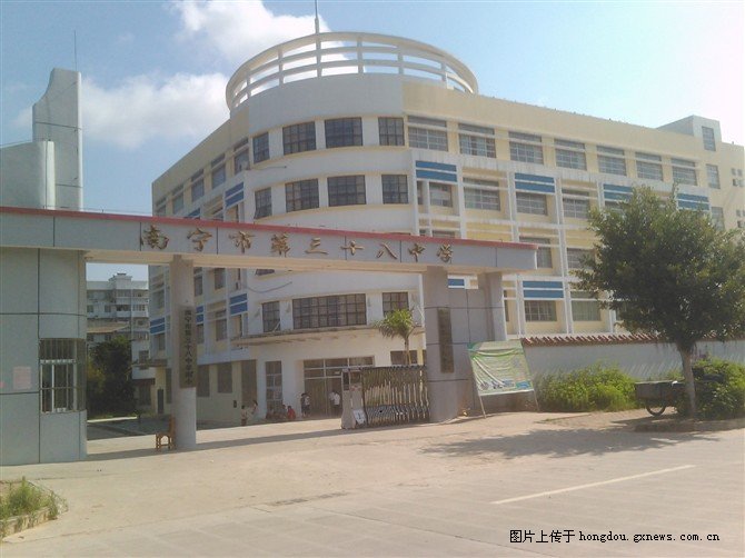 南宁校园生活实拍,南宁校园故事