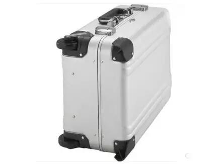 打包好你的行李跟我去兜风,打包好行李准备回家过年