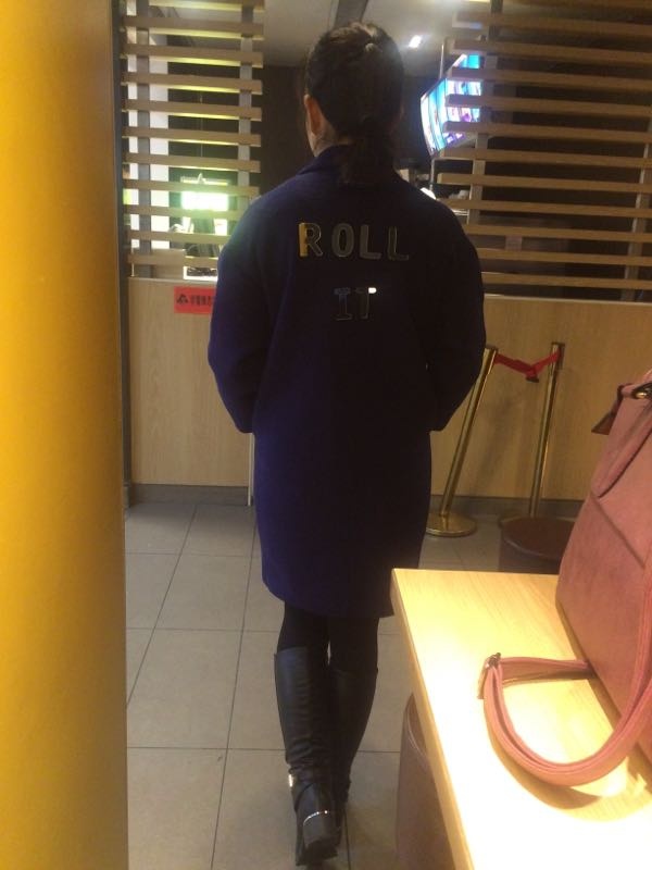 叫上闺蜜杀向武汉各大商场只为淘新衣!光这架势服了!