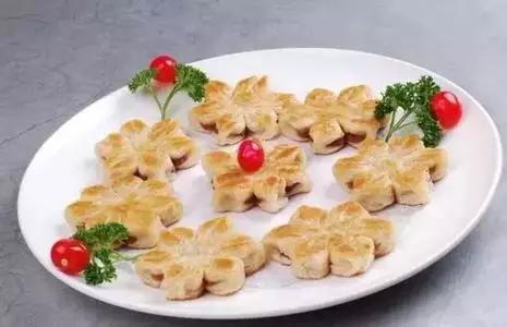 沪昆高铁沿线有什么著名旅游景点,好消息昭通高铁