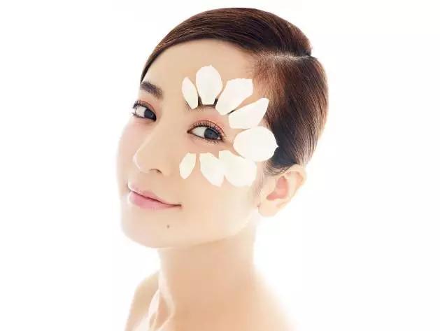 眼线晕妆的解决方法图片,内眼线怎么才能不晕妆