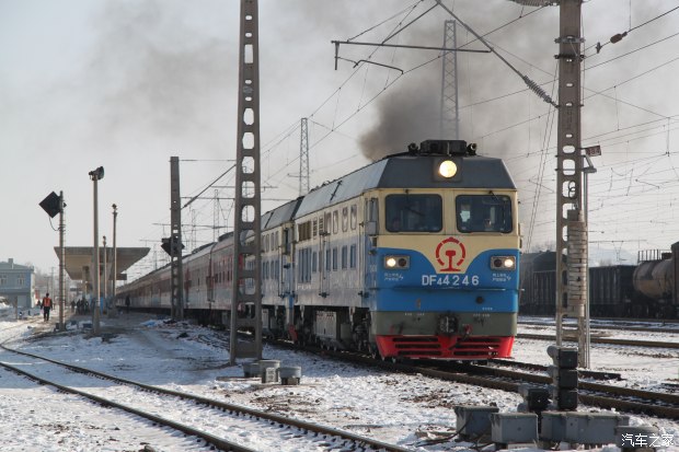 跑了13万公里的比亚迪e6值得买吗,比亚迪电车第一批车主用车情况