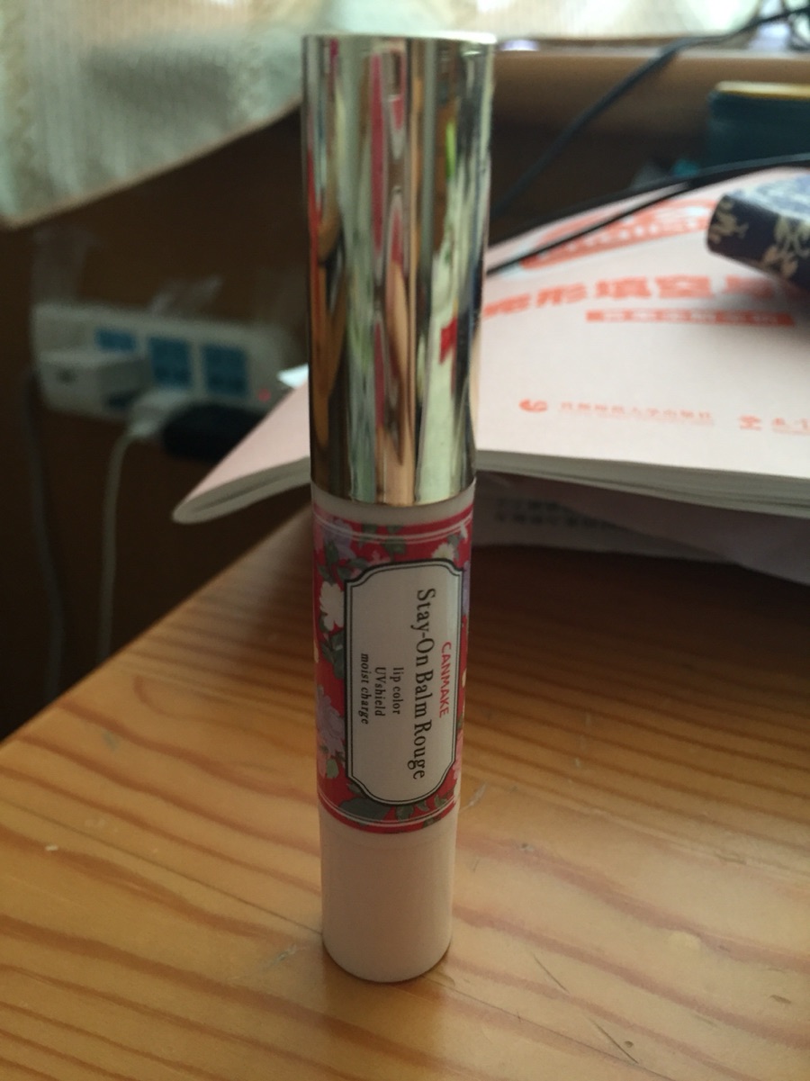 18岁敏感肌肤怎么护肤,秋冬护肤的防敏方法