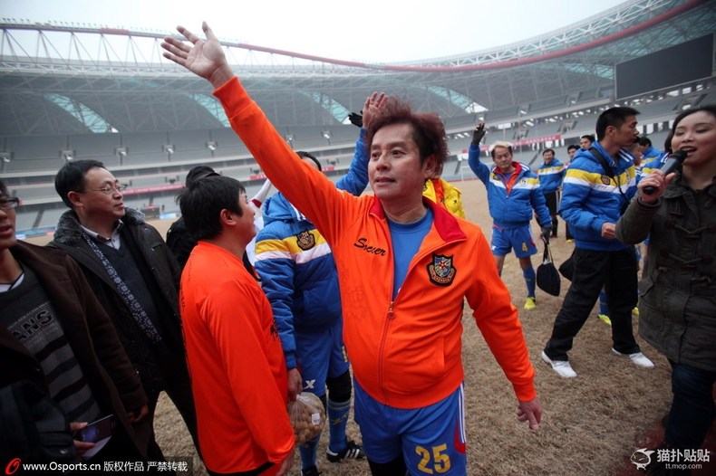 明星“球员”:唐僧变肥罗，谭咏麟踢断两根韧带