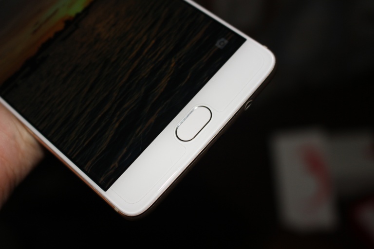 一加手机3实际使用感受,刚发布的一加3怎么样