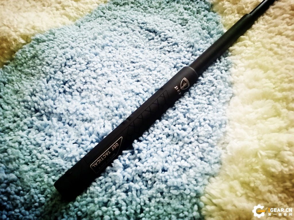 捍卫者机械甩棍,弘安机械棍使用感受