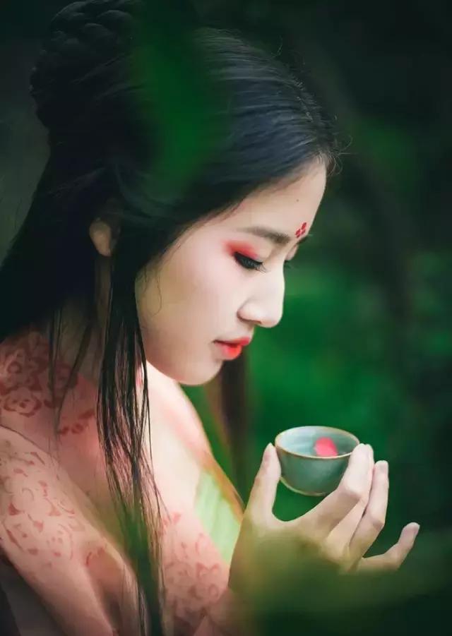 汉服之美谓之华作文,汉服之美的文章