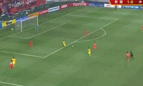 蒿俊闵对韩国任意球破门,蒿俊闵韩国高光时刻视频