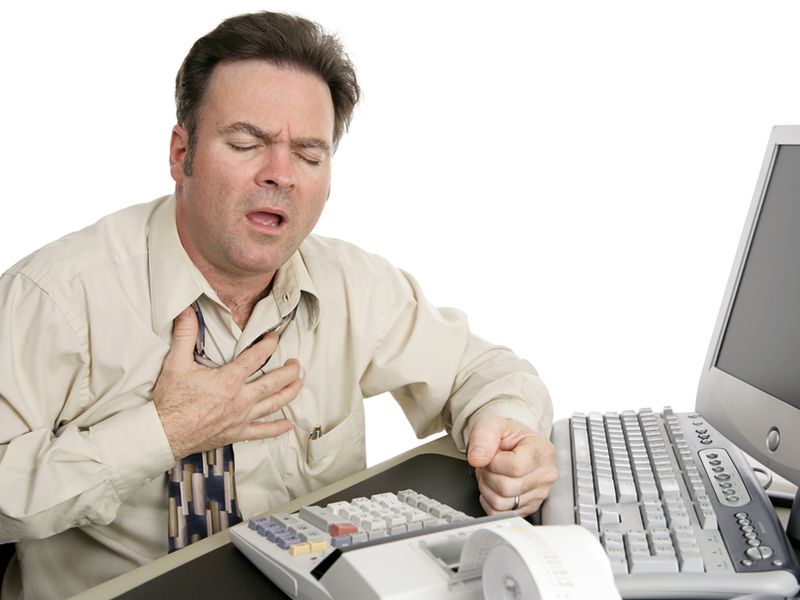 我胸口闷胸腔痛是什么病,胸口闷疼痛隐隐痛怎么回事