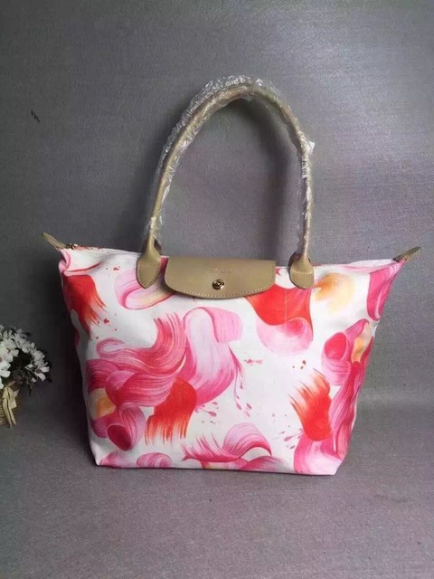 longchamp饺子包耐用吗,longchamp饺子包辨别真假