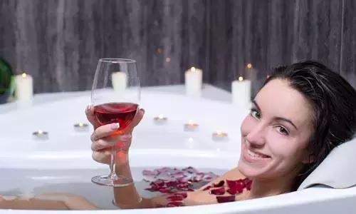 喝剩下红酒的使用方法大全,喝剩的葡萄酒有什么用