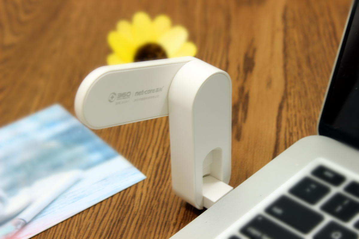 放弃自制易拉罐,360Wi-Fi信号扩展器让信号扩容更简单