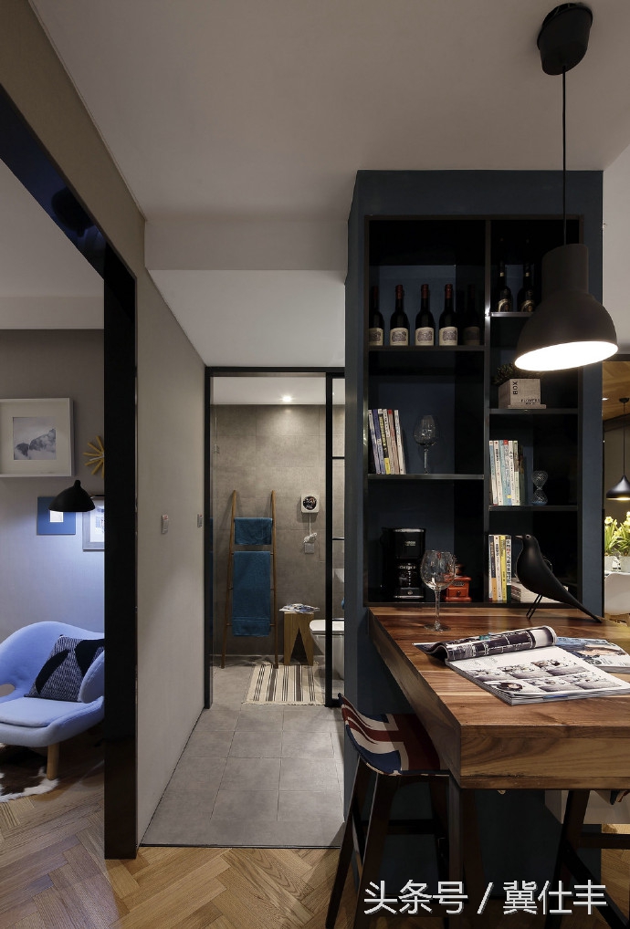 虽然很多人很喜欢这个案例,但我觉得有点乱,有点暗