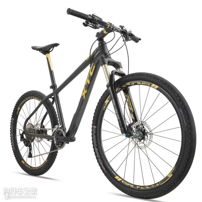 捷安特xtc80022款和20款哪个好,捷安特xtcadvanced