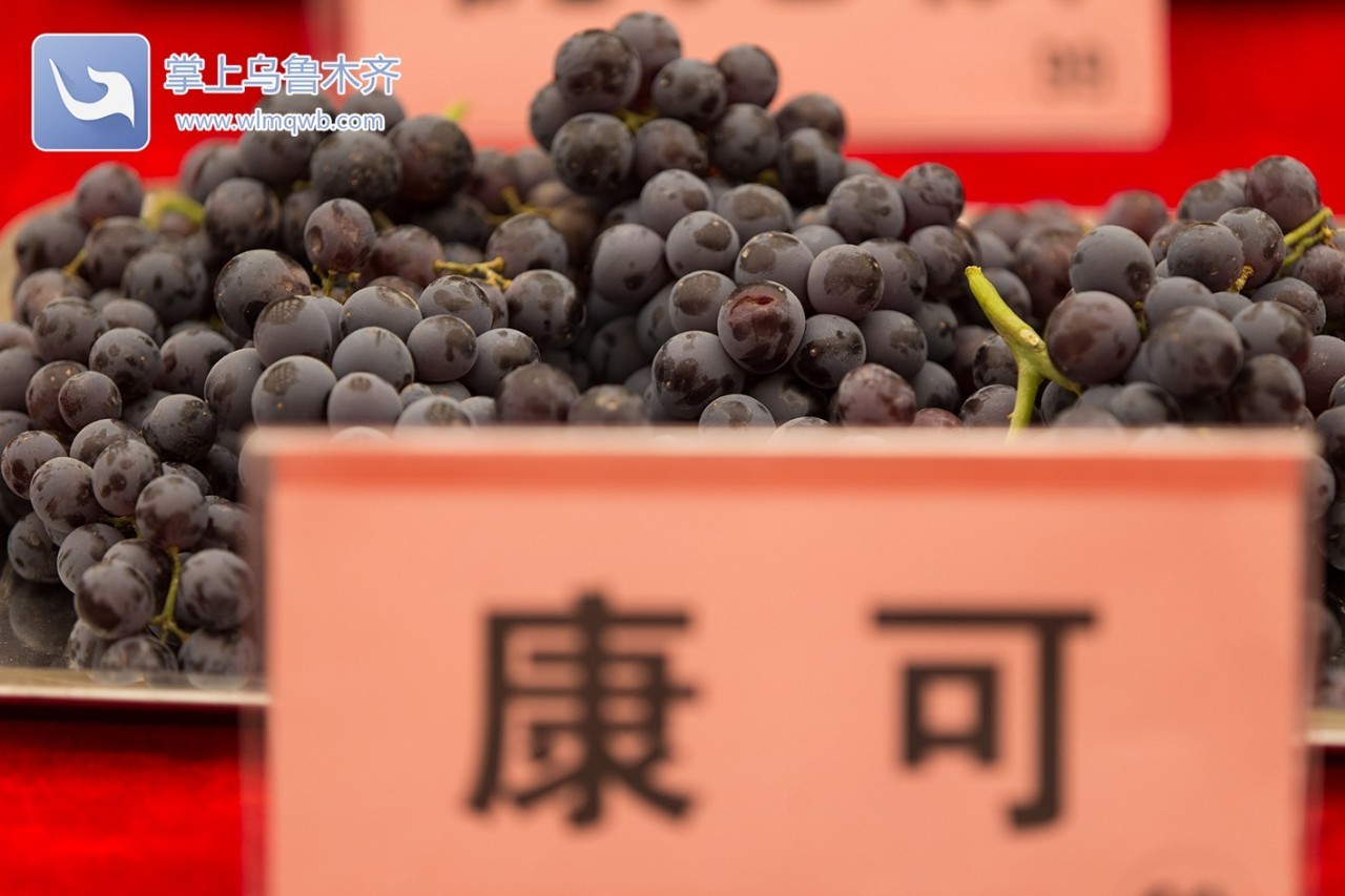 自带花香味的葡萄你吃过吗,吃葡萄不吐葡萄皮的葡萄怎么挑