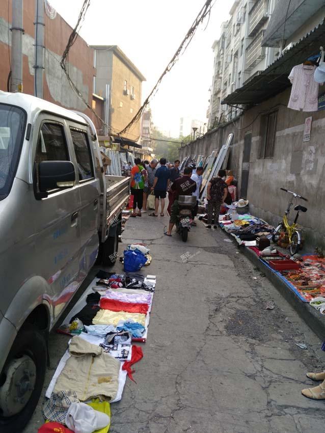 宁波市哪个地方有古玩地摊,宁波最有名的旧货家电市场