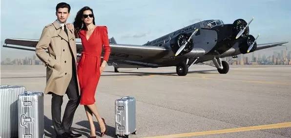 纸皮箱一个能卖多少钱,老式皮箱现在值钱吗