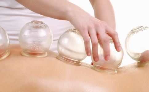 荨麻疹中医拔罐疗法,中医拔罐祛病大全