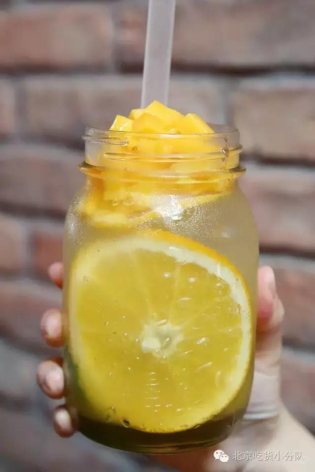 这么“村”的店，居然敢开在三里屯……