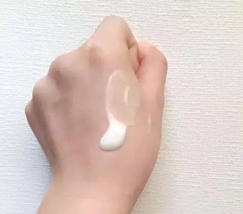 秋天皮肤保湿好物推荐,秋季干性皮肤保湿水推荐