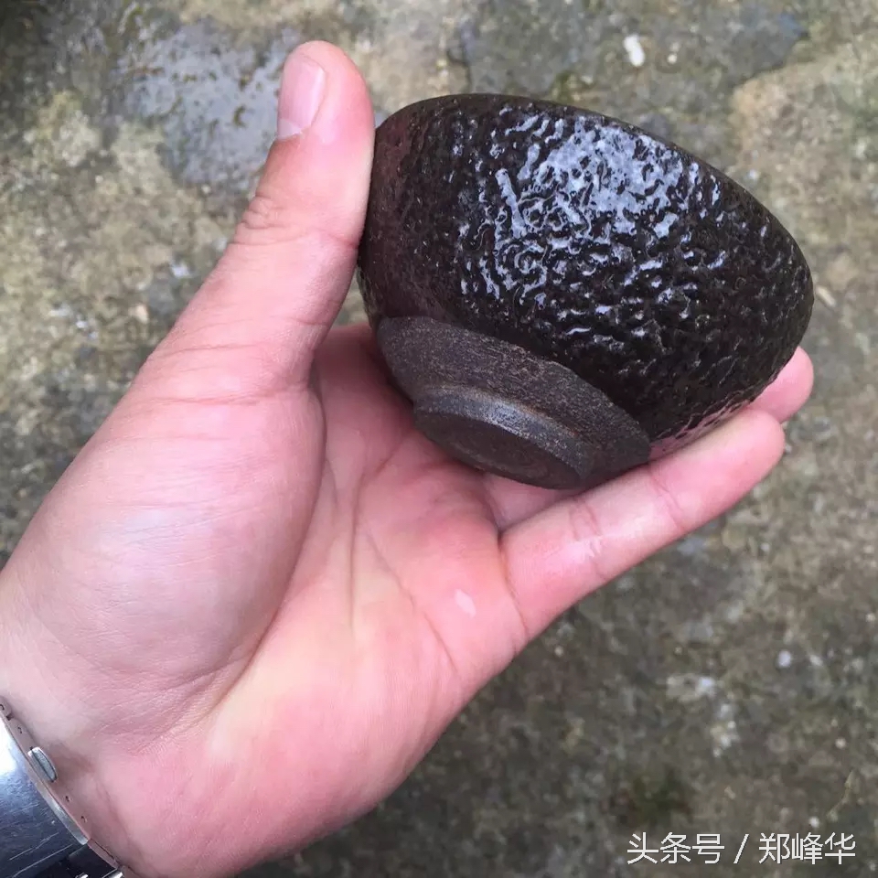 现代仿品宋代建盏的辩识技巧