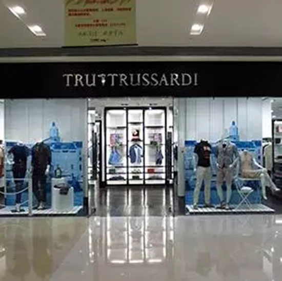 招商必备：这34个服饰品牌正热，不愧是大牌副线！