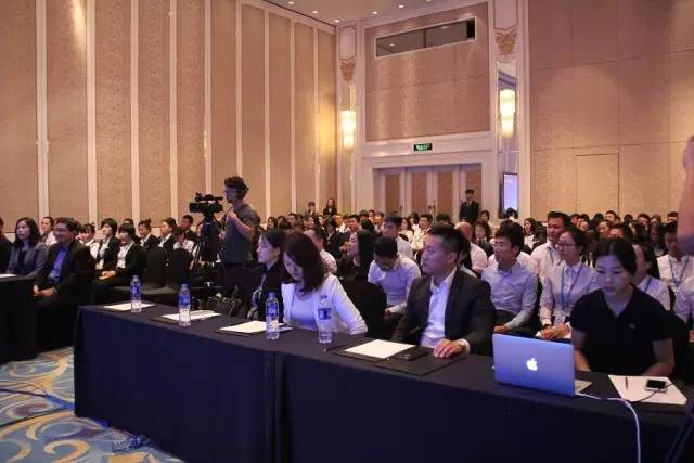 如何面对银行的*抵押无**借款服务对我们的冲击|宜坑