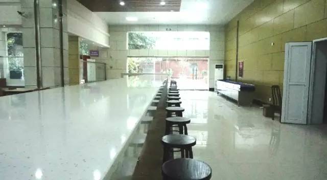 生日新衣,生日礼物衣服装扮