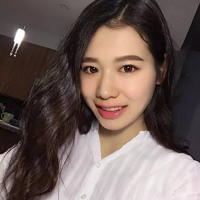 哪个牌子的美瞳好看又好用,推荐几款好用的美瞳