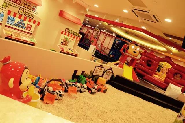 长宁适合年轻人的商场,长宁商业街区步行街