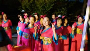 全国第三届广场舞大赛第一名,湖南广场舞大赛湘潭市获金奖作品