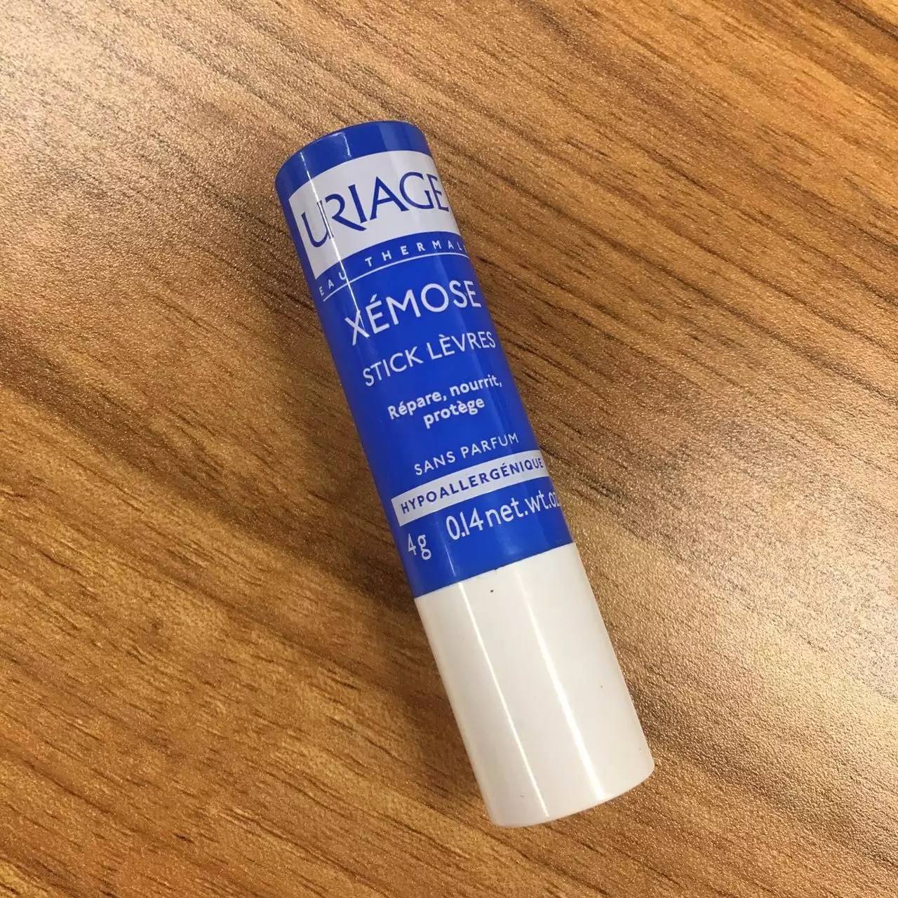 怎么样让干燥的嘴唇快速变滋润,唇干起皮怎么办最快最有效夏天